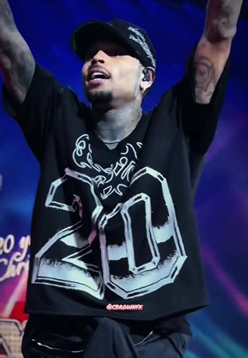 No air ✨ #chrisbrown #teambreezy #breezy #fyp #fypppppppppppppp | chris brown