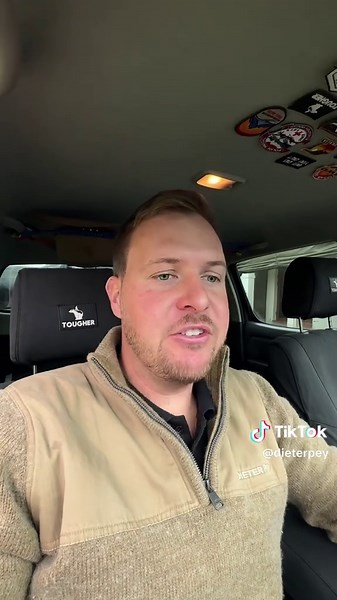 Finally Twin Locked! 🐺 @dieterpey One of my dreams mods to the Hilux has finally happed! We finally have a front locker installed making my Hilux twin locked. It's an HF air locker which comes with it's own compressor setup. Thanks to Petrus from @cppoffroad for supplying and fitting the locker for me. I've only done minor testing, but it's incredible how capabile the front locker makes the vehicle. I can't wait to use and test it fully! #twinlocked #locker #hilux