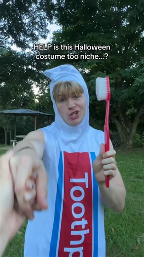 ANDREA & LEWIS • couple • travel • bus life on Instagram: "if you don’t get it… maybe that’s for the better 😭😅"