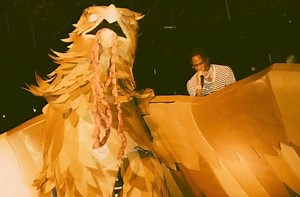 Watch Drake And Travis Scott Perform “Portland” For The First Time