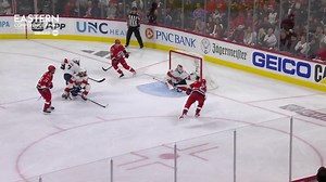 THE CANES TIE IT WITH TIC-TAC-TOE PASSING 🤯 It's 2-2 in the third period. | Alex Ovechkin Fanpage