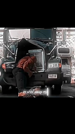 The Thing Saves a Man on the Bridge | Epic Scene from Fantastic Four #Shorts #shortsfeed #edit