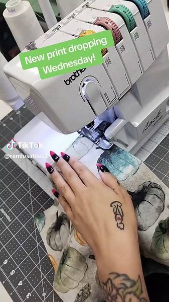 #reusables #nonpaper #nonpapertowel #ecofriendly #reusable #Remiusables #reusablepapertowels #paperless #paperlesstowels #ecofriendlyproducts #ecofriendlyliving #zerowaste #zerowaster #zerowastebusiness #ecofriendlypackaging #smallbusiness #womenownedbusiness #neurodivergentbusinessowner #ecofriendlykitchen #trending #viral #blowthisup