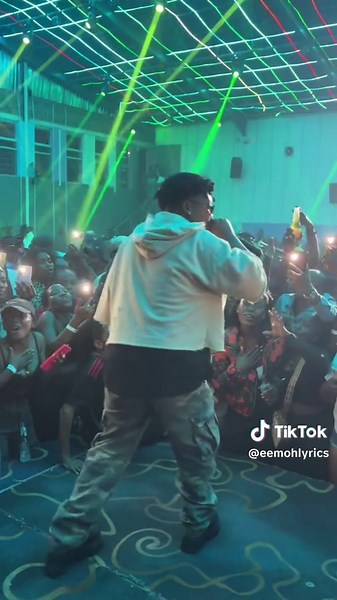 Eemohlyrics (@eemohlyrics) - Wamuhle