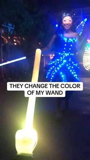 DENNY 🍾 🎉 on Instagram: "Disneyland Paint the Night 🎨 The fairies change the colors of the interactive wands. 💙💛🩷 #DisneyParks #Disney #Disneyland"