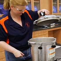 Video: High-throughput, Microscale Protocol for the Analysis of Processing Parameters and Nutritional Qualities in Maize Zea mays L.