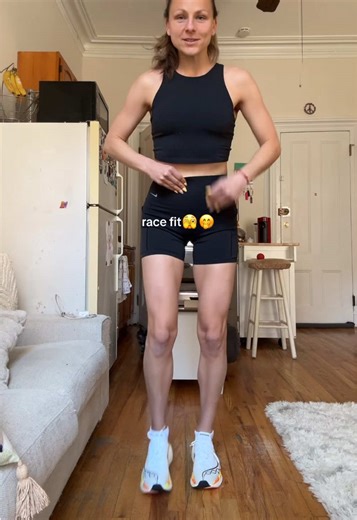 Marathon Outfit Ideas for Running Enthusiasts