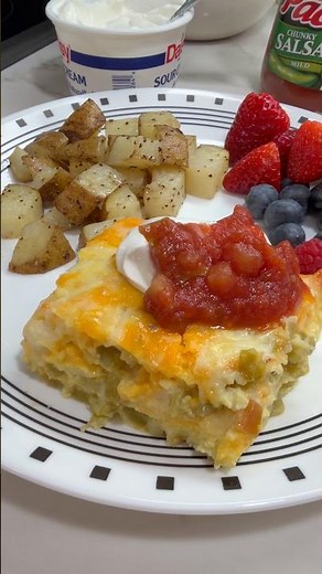 Chile Rellenos Casserole #breakfast #brunch #easyrecipe #casserole #cheesy