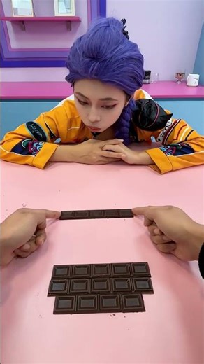 Puedo comer chocolate todo el tiempo #kpopdemonhunters #cosplay #huntrix