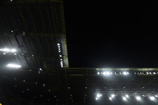 Alex Clapham announces his departure from Borussia Dortmund