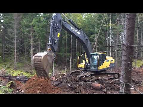 Widin Schakt grovbrytning skogsbilväg.