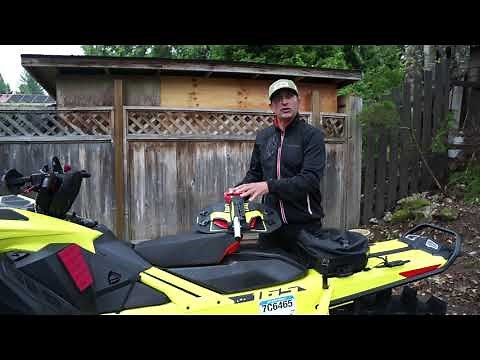 Is this the Best Snowmobile Tunnel Bag? - Ski-Doo Deep Snow Pro Bag
