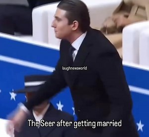 THE LaughNewsWorld on Instagram: "Standing ovation from the masses 👏🏽🤣 Which one is your favourite 🙏🏽😂tell us down below! • • • • #uebertangel #chainbreaker #pastorchris #meme #laughnewsworld #goodnewsworld #spiritembassy #laughter #family #bebeangel #visualise #grace #church #joke #fastandfurious #peace #christianmemes #GodKind #2025 #goodnews #nollywood #funny #Jesus #Christ #planoly #jokes #churchmemes #goodnewsdaily #hope #fasting"