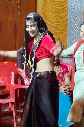 Wedding Beautiful Dance Mehnadi Ceremony #mehndi #weddingdance #sangeetdance #bindori