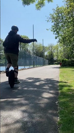 Electric Unicycle, learning to ride one footed - Phil Rides #euc #electricunicycle #skills