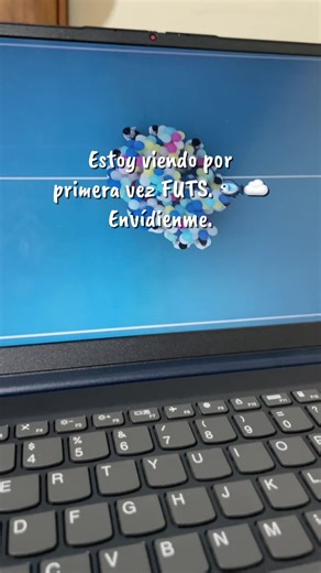 Pond y Night Changes. Además ¿Qué puede salir mal si encuentro un pez en el cielo?. #onedirection #yip #parati #fishuponthesky #pondphuwin