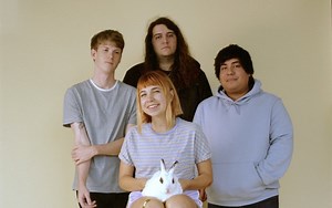 Beach Bunny are an open book on debut LP ‘Honeymoon’ - Far Out Magazine