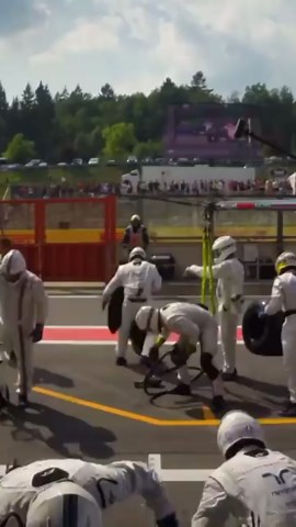When an F1 pit stop goes wrong: Guy Martin’s Williams nightmare