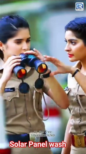 solar panel wash #solar #solarsystem #energy #powersaving #reels#viral #video #electric 🤗