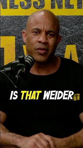 Victor Martinez argues Joe Weider or Arnold Schwarzenegger… 🔞😡