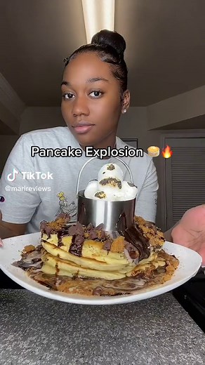 Pancake Explosion: Flipping Fun with Exploding Pancakes