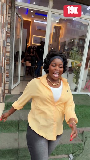 Niclette Bungu latest profile and fan search guide