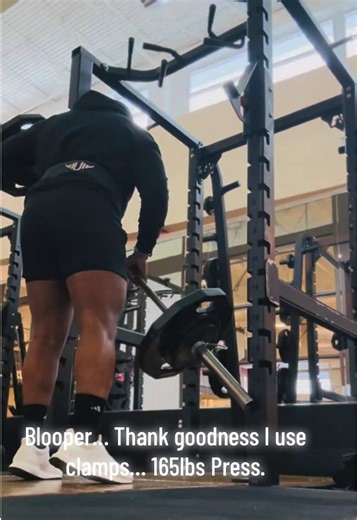 I know some ppl don’t like to use clamps but they saved me from cracking my head open during barbell shoulder presses this morning! #gym #gymtok #lgbt #fyp #gymmotivation
