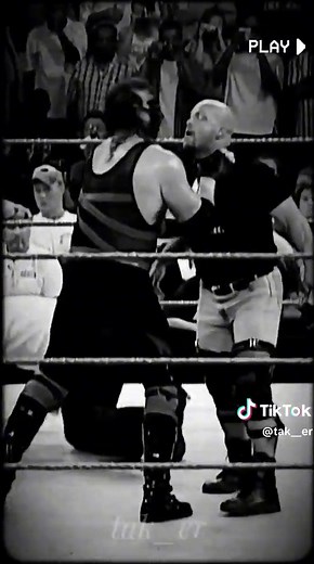 Kane WWE Highlights: Best Moments from the Legendary Wrestler