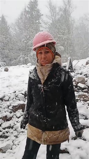 Bill Geary pulls a Mohawk Monster! | Mohawk Valley Mineral Mining Inc