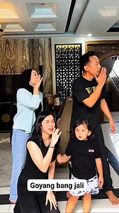 Goyang bang jali #shantydenny #tehshanty #mukbang #asmr #miejebew #ratubakso #fypshantydeny | Story Teh Santy