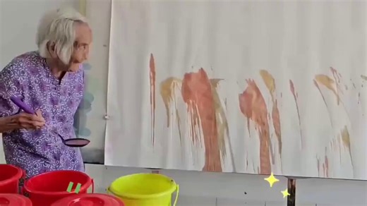 La técnica artística de la abuela Mei Ling, de 82 años definitivamente está en otro nivel… El resultado es increíble!