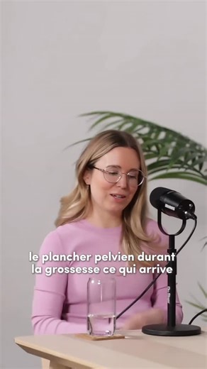 clinique ovo prénatal on Instagram: "Saviez-vous que la grossesse, c’est un peu comme un marathon pour votre plancher pelvien? 🤰 Dans cette vidéo, la physiothérapeute Corinne Vanier explique pourquoi il est essentiel de préparer son corps — et son plancher pelvien — dès la grossesse, pour mieux vivre l’accouchement et favoriser une bonne récupération après. Ce groupe de muscles est mis à rude épreuve pendant la grossesse et l’accouchement. Sans préparation, il peut en résulter certains symptôme
