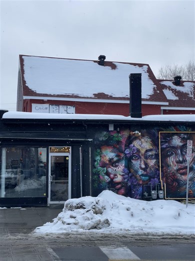 Ottawa Cafe Series- A calm coffee stop in Chinatown ☕✨ The café has a comfortable, lived‑in vibe with a balanced atmosphere — a nice place for a quick break or a quiet moment. #OttawaCafeSeries#ChinatownOttawa #OttawaEats#MomentsInMotion