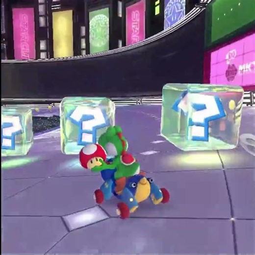 Dodging a Blue Shell with a Mushroom #mariokart #blueshell #nintendo #gaming #shorts #gamtng