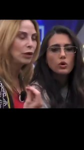 66K views · 988 reactions | Stefania a Zeudi: "però se tu tenessi veramente ad Helena, pure in amicizia non accetteresti nemmeno di avvicinarti ad una persona di cui sai che lei è innamorata"  #GrandeFratello | Grande Fr | Facebook