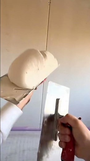 How to Apply Drywall Mud Perfectly 🔧 #shorts