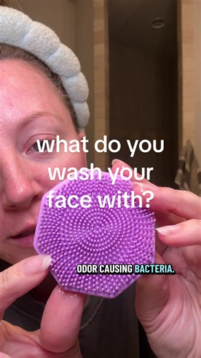 Upgrade Your Face Washing Routine with This Scrubber