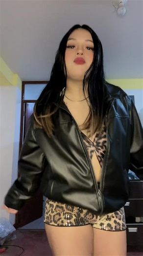 Videos de Ruth Ruby sf (@ruthrubysf) con “gata only remix - luny 🥏”