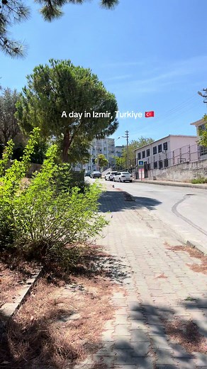 A Day in Izmir, Turkey: Exploring Daily Life