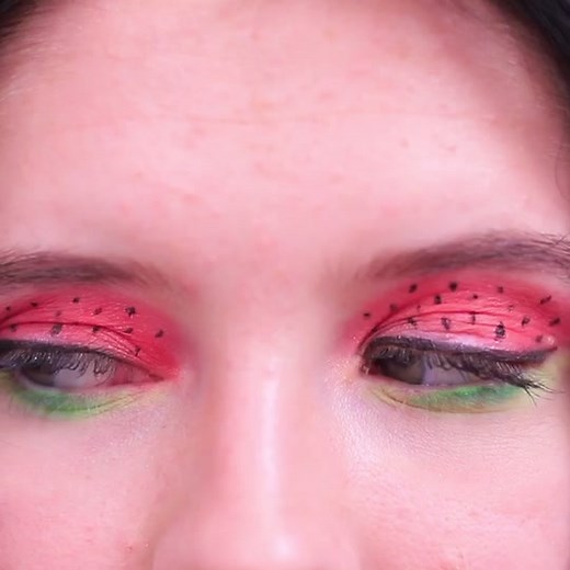 最高過ぎるスイカのアイディアとイタズラ#スイカ #いたずら #いたずら動画 #おもしろいたずら #最高ないたずら #アイディア #裏技 #面白い #tiktok #TroomTroom