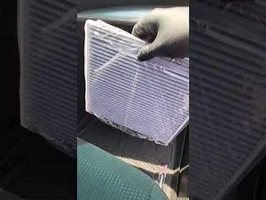 How to replace the cabin air filter of the Nissan Altima.