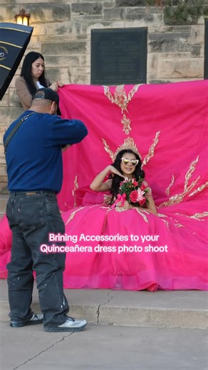 Mes Lab on Instagram: "Customize your quinceañera dress Photoshoot by brining personlized accessories #quinceañera #mis15 #misquince"
