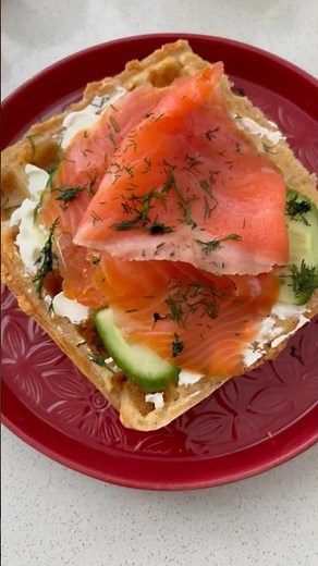 Crispy Sourdough Discard Waffles — Savory, Cheesy, Addictive!