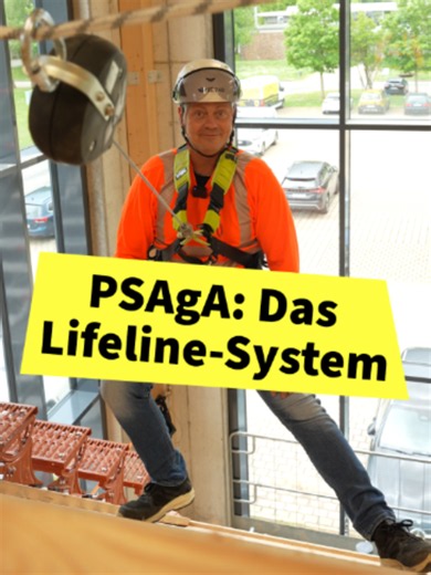 Wenn es nach oben geht, zählt eine sichere Lösung. 👷‍♂️⚠️Genau deshalb kommt es auf die richtige Absturzsicherung an. Hier wird gezeigt, wie das Lifeline-System aufgebaut und eingesetzt wird. #baustelle #bau #baustellenleben #arbeitsschutz #arbeitssicherheit #handwerk #sicherarbeiten #baustellensicherheit #Unfallprävention #safeatwork #bauwirtschaft #sichernachhause #berufsgenossenschaft #Gefahrenerkennung #unfallversicherung #lifeline #lifelinesystem #absturzsicherung #absturzsicherungssysteme