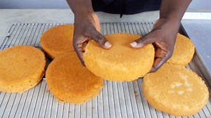 Ever wondered which fat makes the better vanilla cake—Butter or Oil? In this well-detailed, step-by-step baking guide, I’m showing you exactly how to make vanilla cake using the same base recipe but switching the fat: one with butter and the other with vegetable oil. We’ll walk through every step—from ingredients and mixing tips to baking and final results—plus a full comparison of texture, taste, crumb, and moisture. This is not just a recipe—it's a full learning experience for anyone serious a