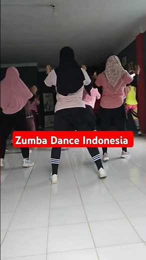 Zumba dance Indonesia #dance #zumbaasyik #senam #senamkreasi #exercise