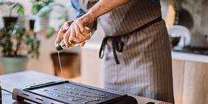 These Are the 5 Best Olive Oils for Just About Everything