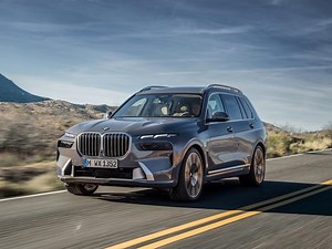 BMW X7 SUV Facelifting 3.0 40d 352KM 259kW od 2022 • Dane techniczne • AutoCentrum.pl