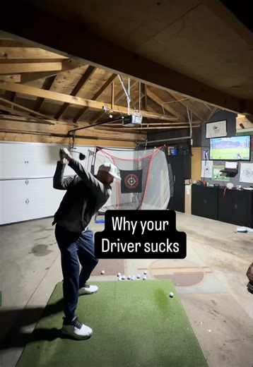 This is likely why you hook or slice it with driver, let’s fix it. #golf #golftips