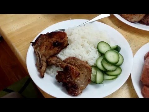 How to cook "Com Suon Nuong" (Vietnamese Style Pork Chops)